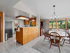 Kitchen & Dining Area