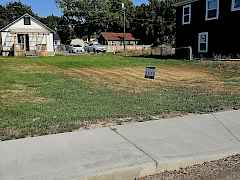 Access to Vacant Lot