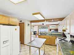 CAM03641G0-PR0035-STILL003